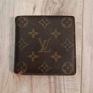 LOUIS VUITTON LV Monogram Canvas Leather Marco Bifold Wallet France
